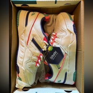 Reebok k swiss shoes WOMENS 7